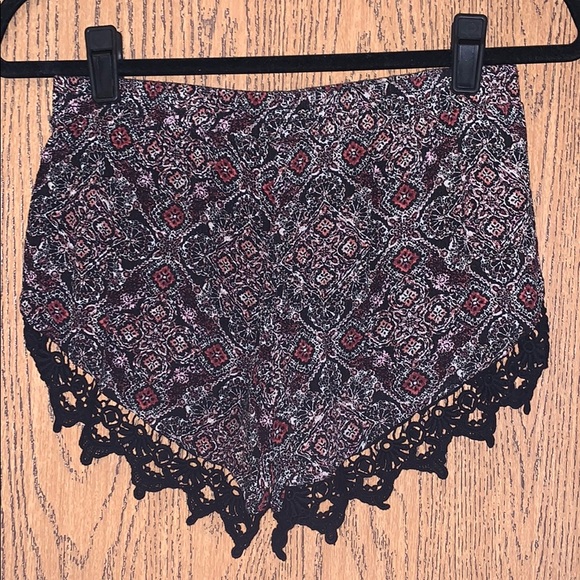 Shorts - Picture 2 of 2